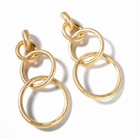 Complementos ARGOLLAS DORADAS