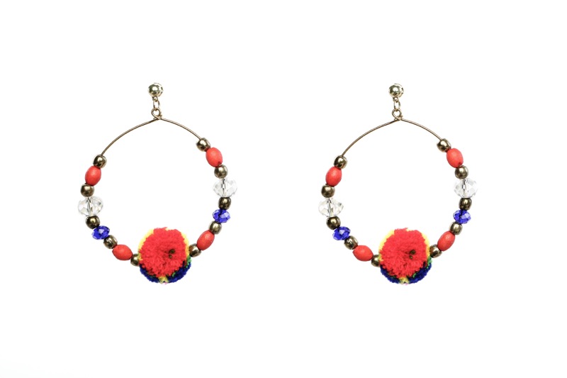 Complementos ARETES Y POMPONES