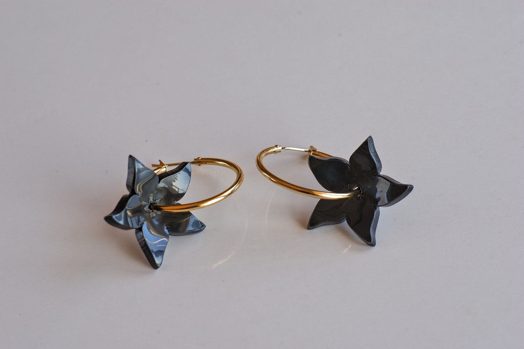 Complementos NEGRO Y ORO