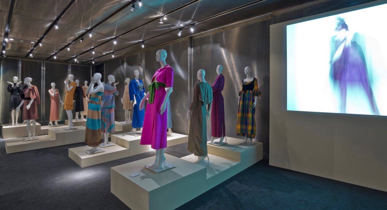 Exposición en el Museo del Traje