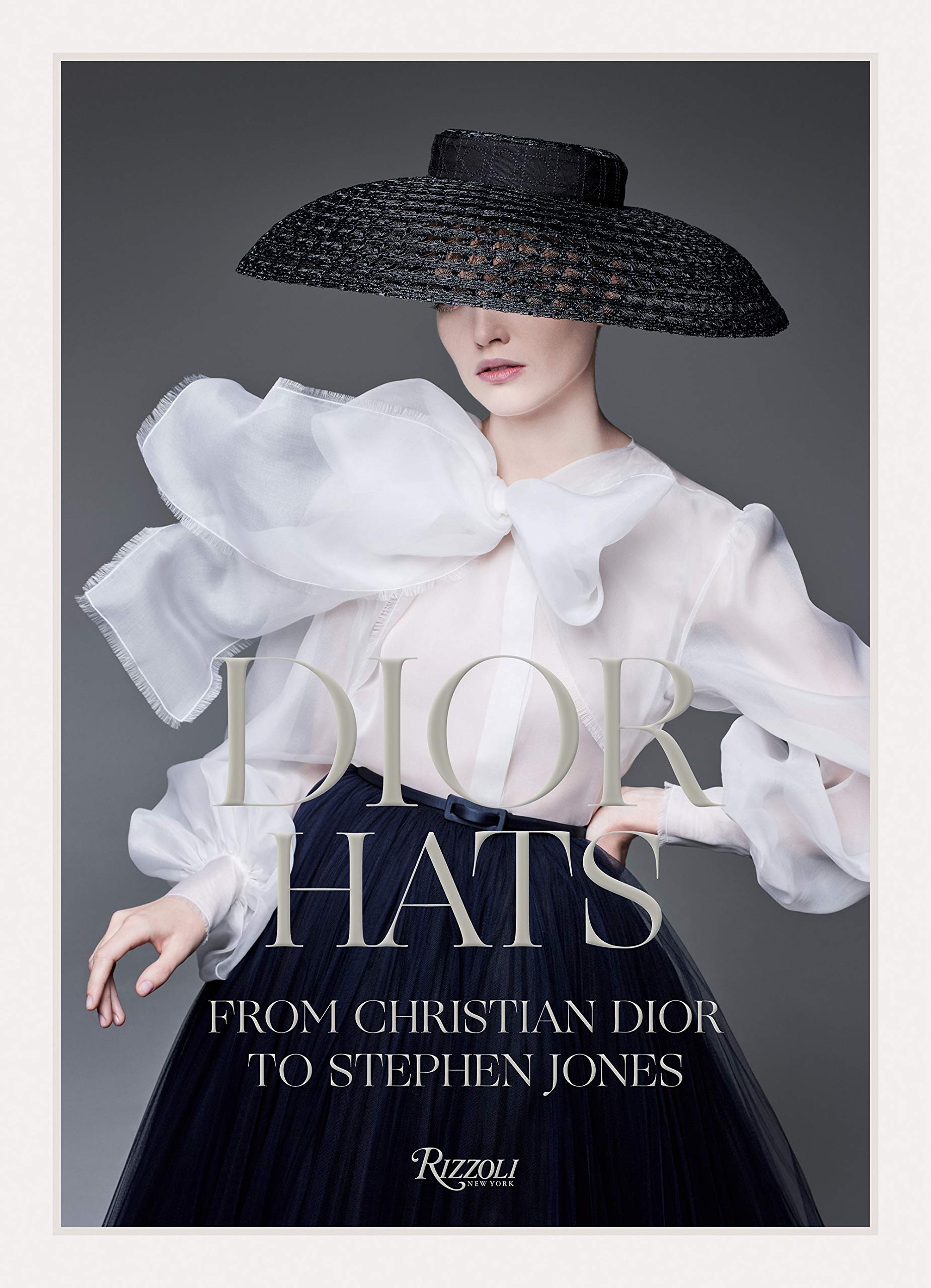 Nº 159 - "DIOR HATS", HOMENAJE AL SOMBRERO