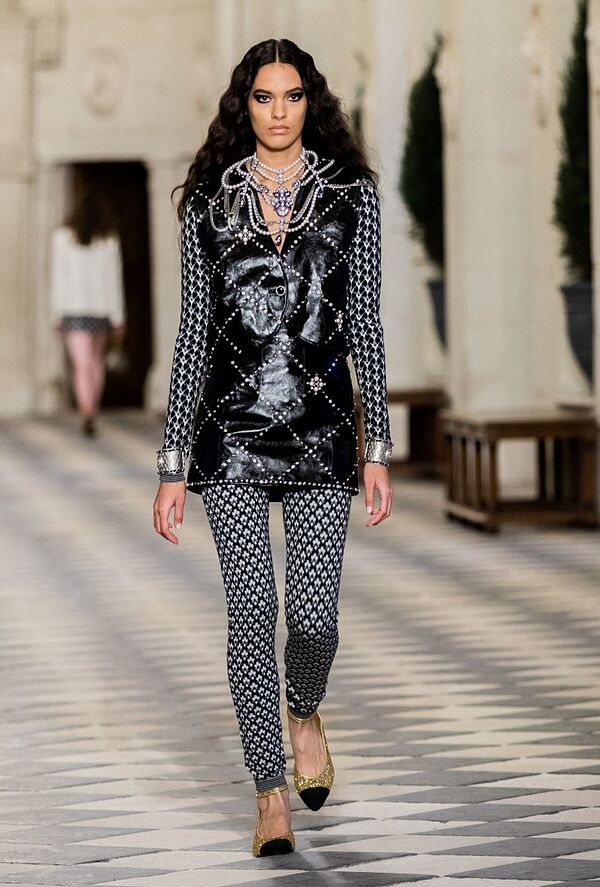 Chanel "metiers d'Art"