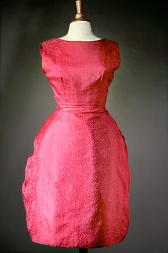 Nº 90 - BALENCIAGA: EXPOSICIONES CONJUNTAS