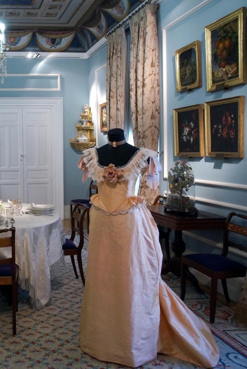 Traje de La Traviata