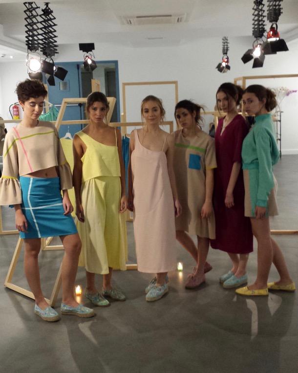 asmoda.Models.Custom.FotosVista