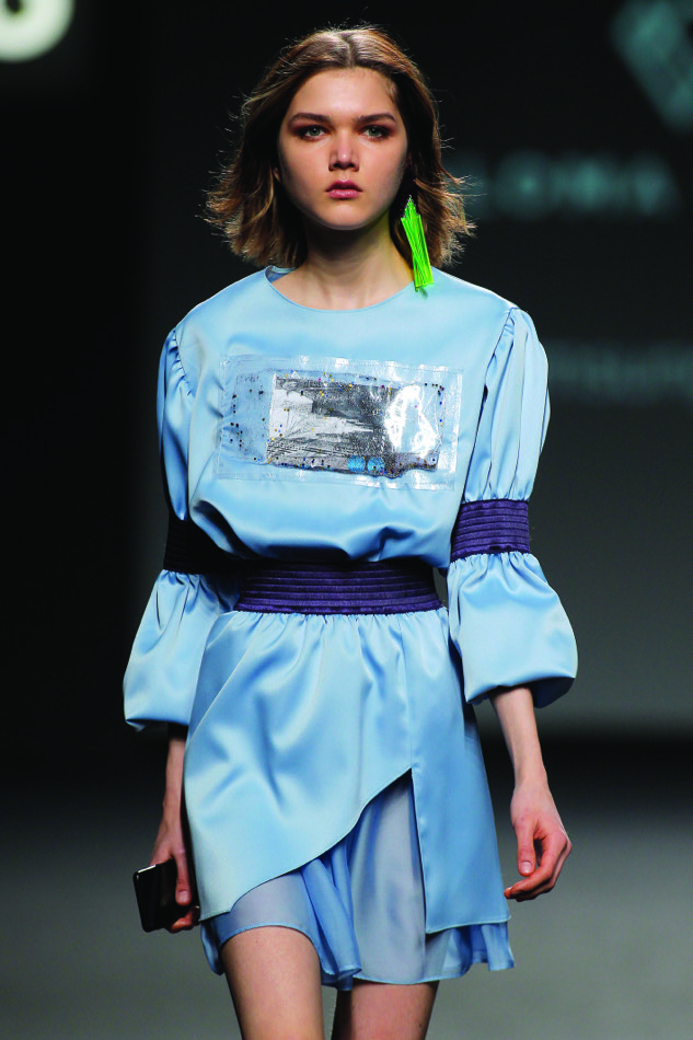 asmoda.Models.Custom.FotosVista