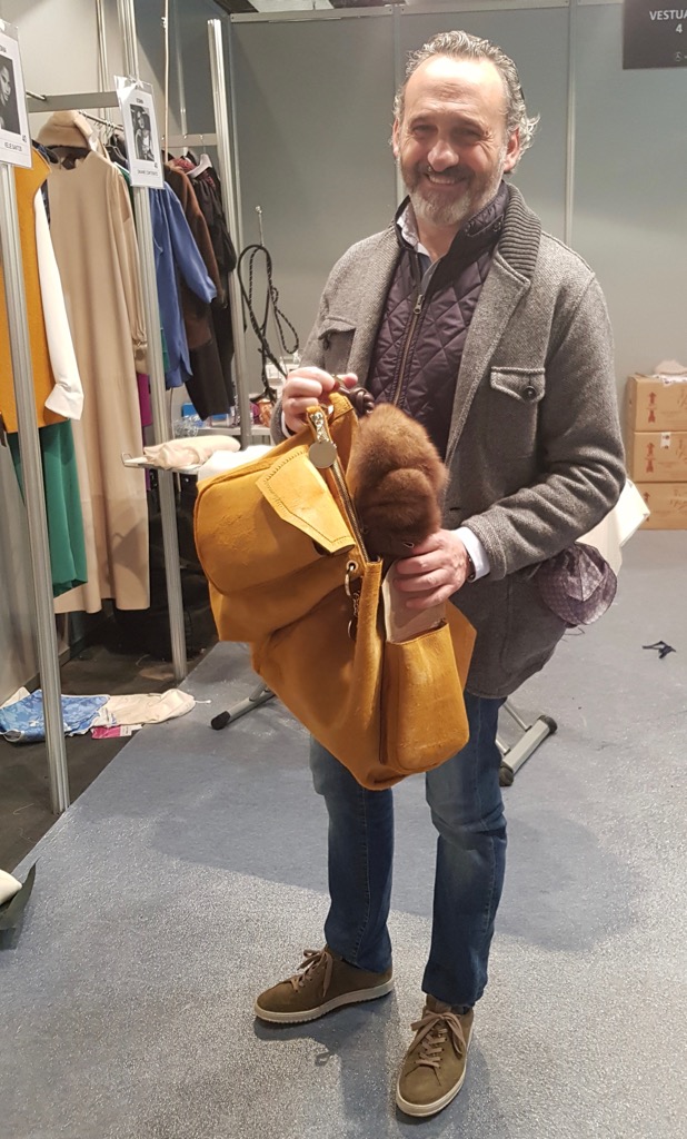 Los bolsos dobles de ML