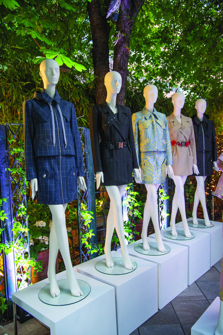 asmoda.Models.Custom.FotosVista