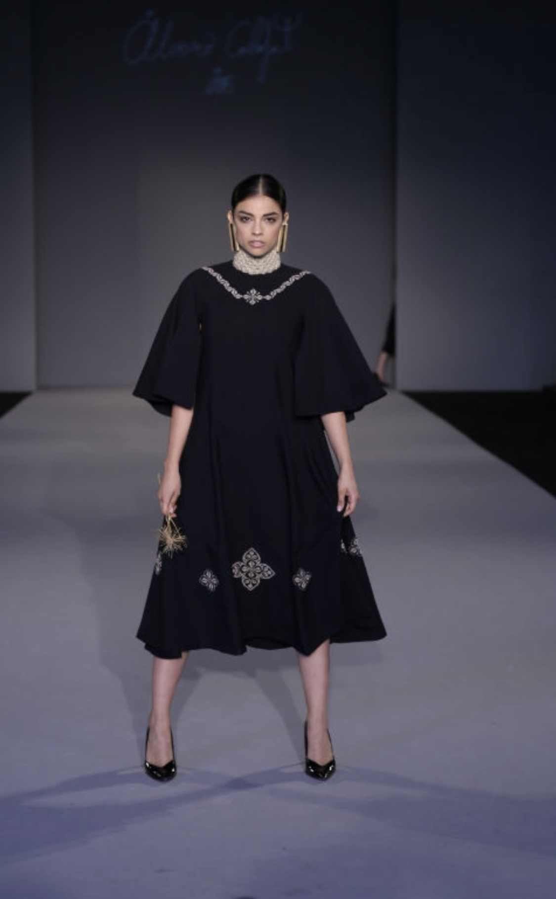 Vestido con bordados