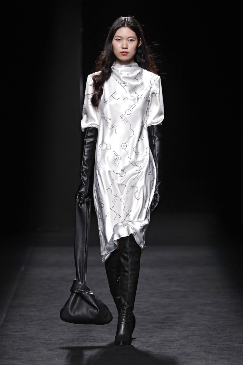 asmoda.Models.Custom.FotosVista