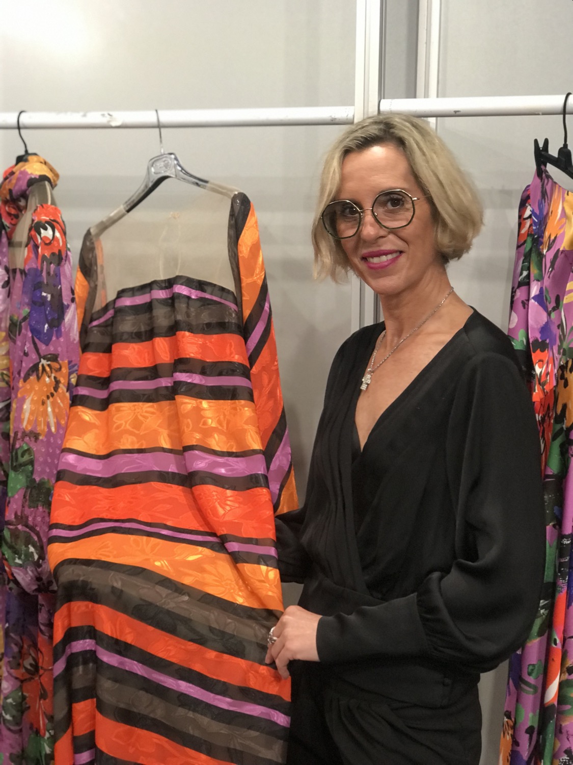 Isabel muestra un diseño