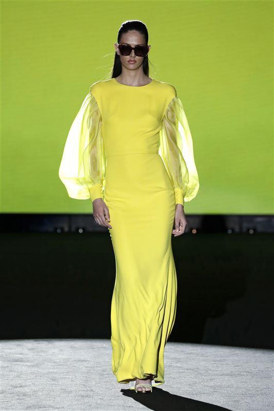asmoda.Models.Custom.FotosVista