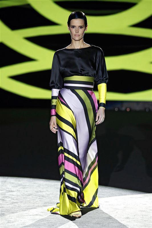 asmoda.Models.Custom.FotosVista