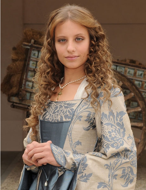 Isabel joven