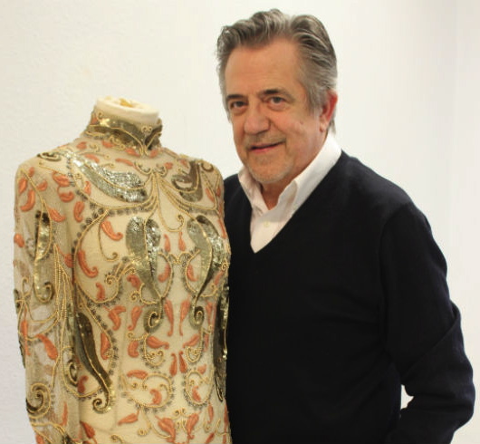 P.Valverde y su vestido-joya