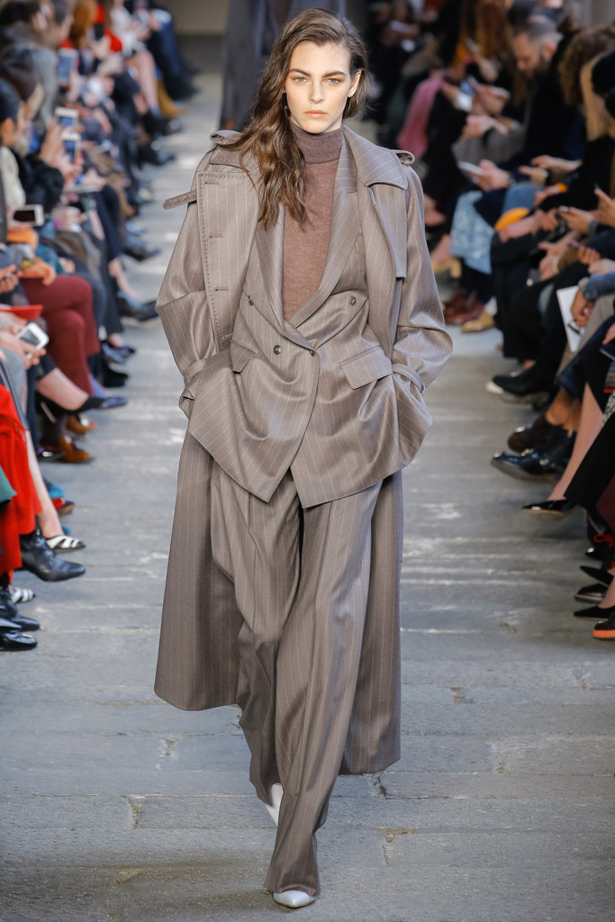 Sastre. Max Mara