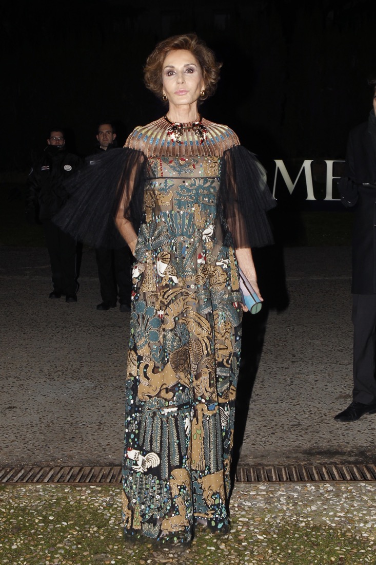 En traje de noche