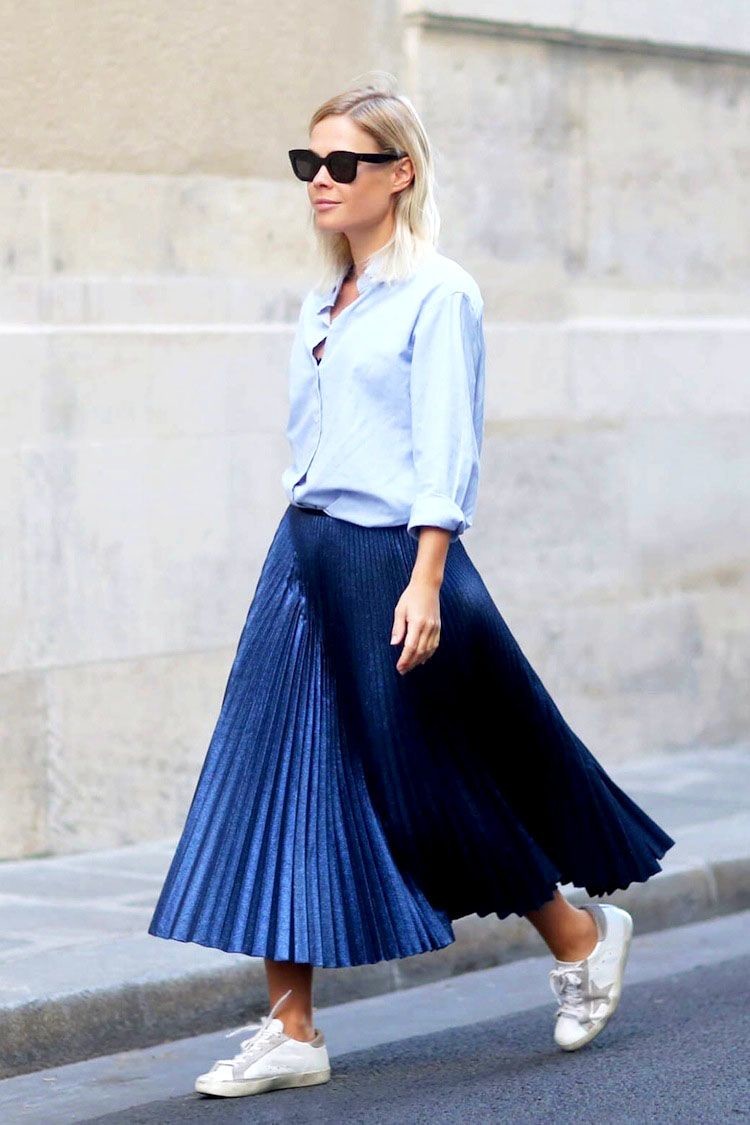 Classic blue, street style