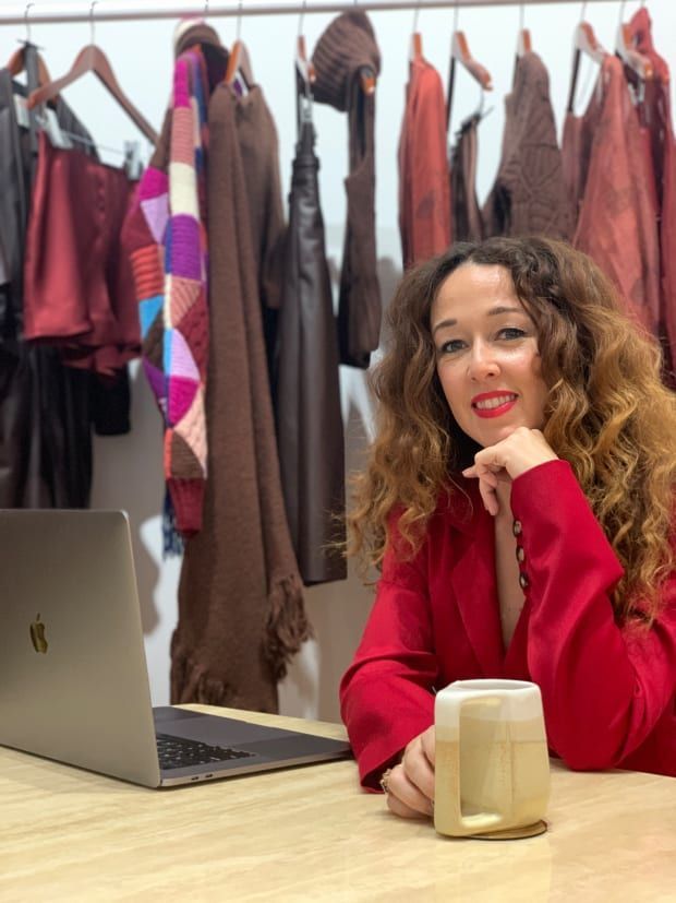 Alejandra en su atelier