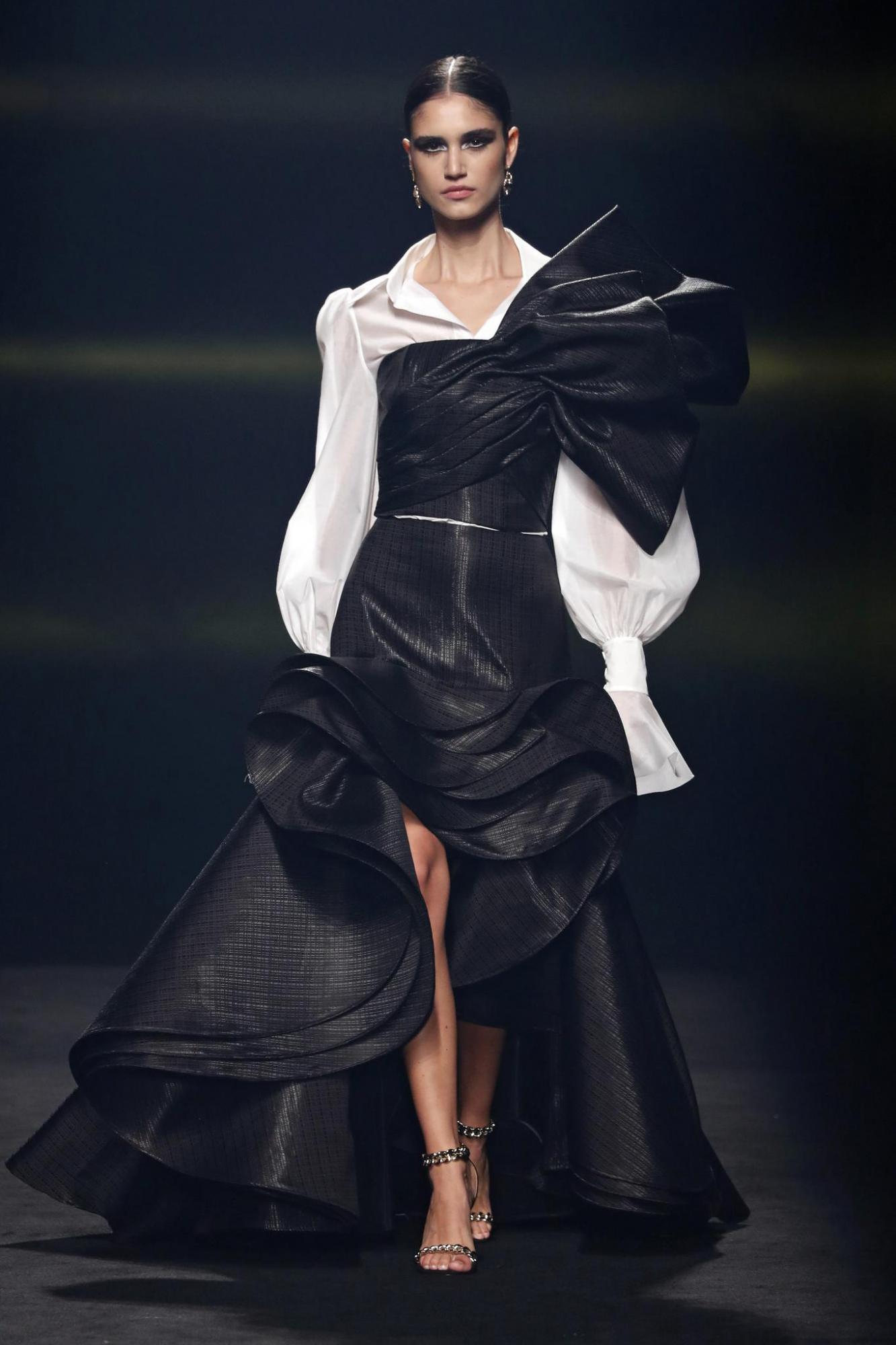 asmoda.Models.Custom.FotosVista