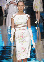 asmoda.Models.Custom.FotosVista