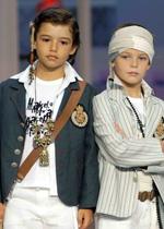 asmoda.Models.Custom.FotosVista