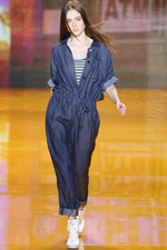 asmoda.Models.Custom.FotosVista