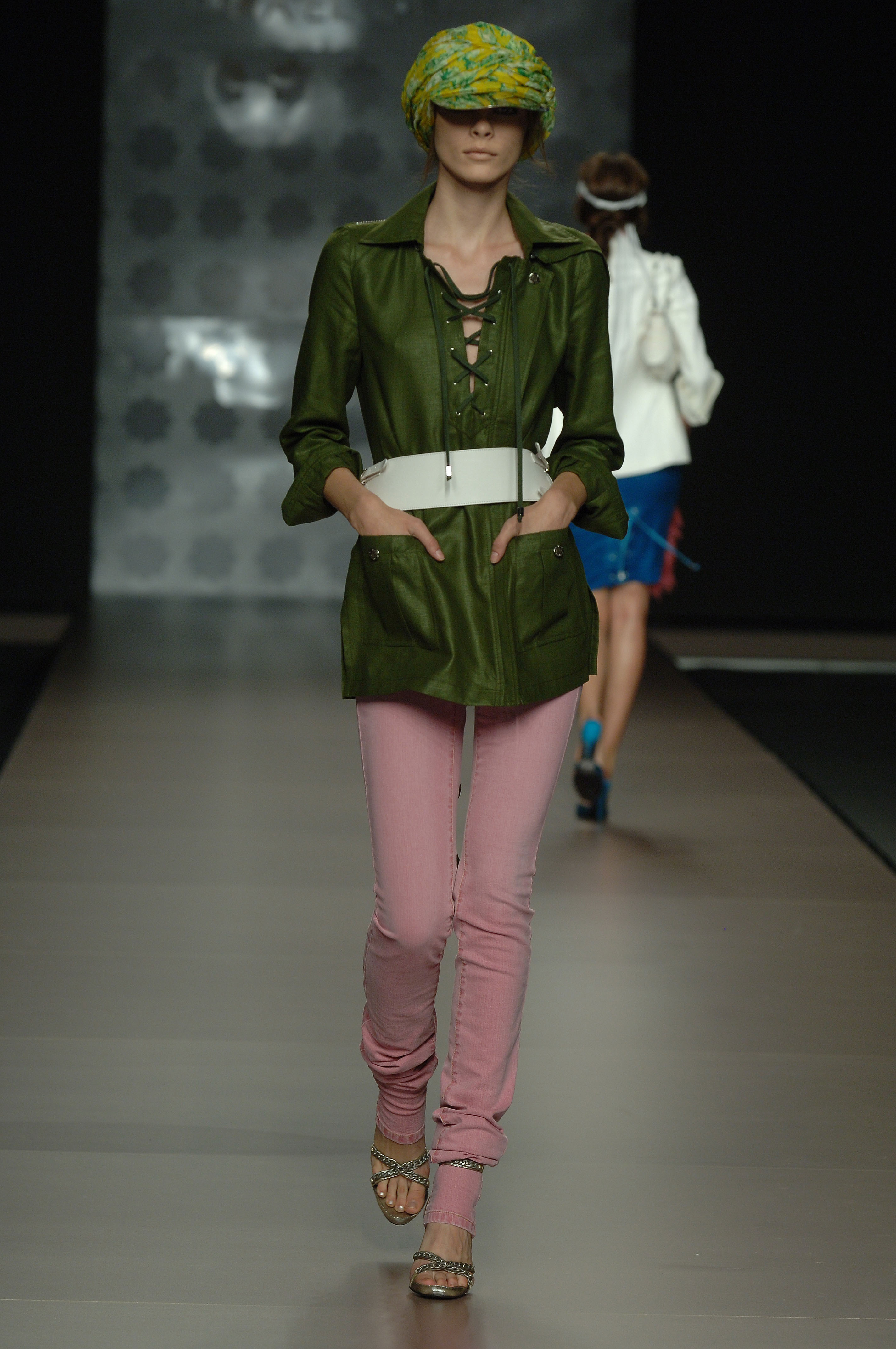 asmoda.Models.Custom.FotosVista