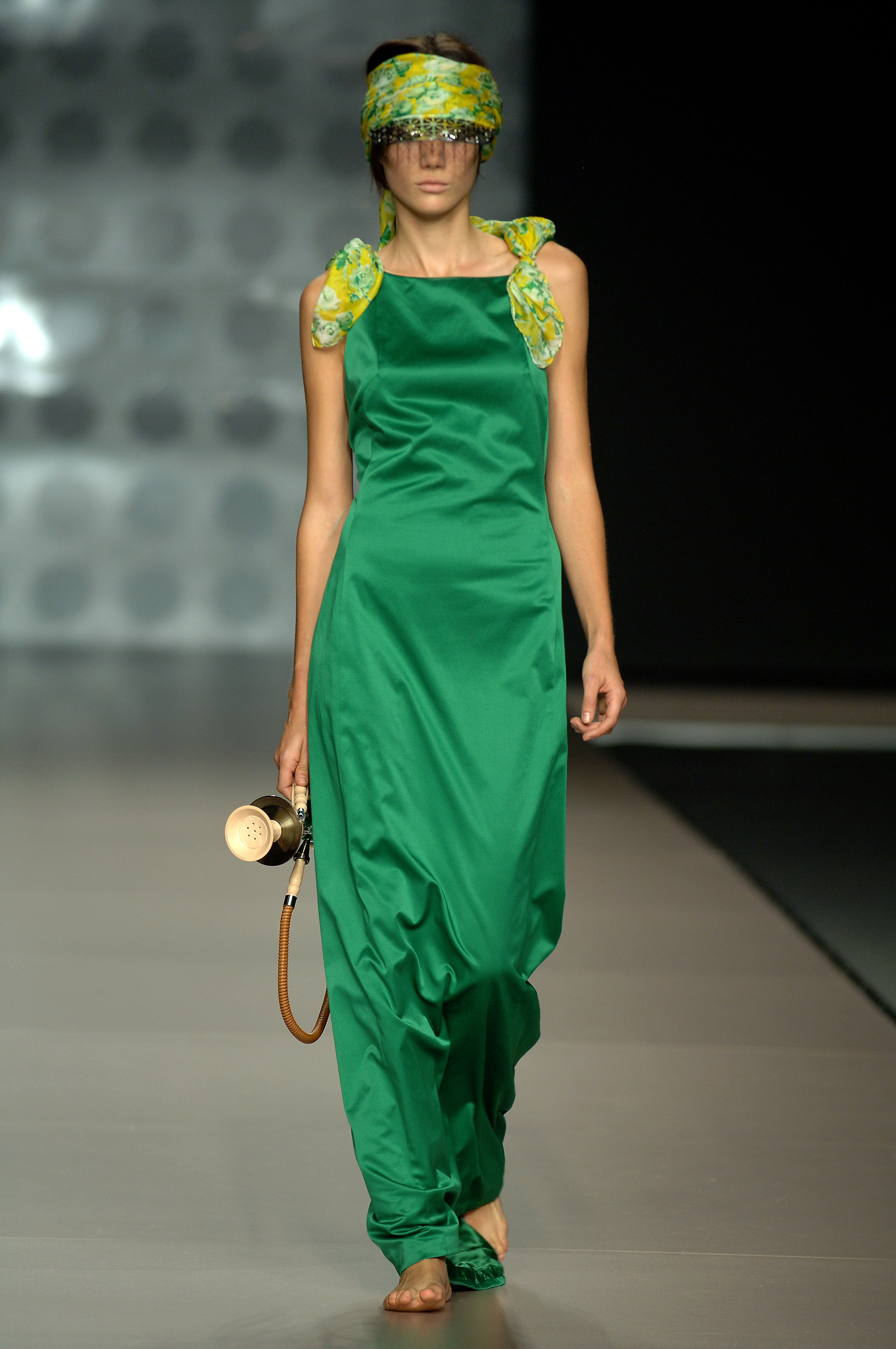asmoda.Models.Custom.FotosVista