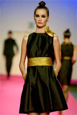 asmoda.Models.Custom.FotosVista