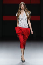 asmoda.Models.Custom.FotosVista