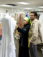 Eiko Ishioka en su taller