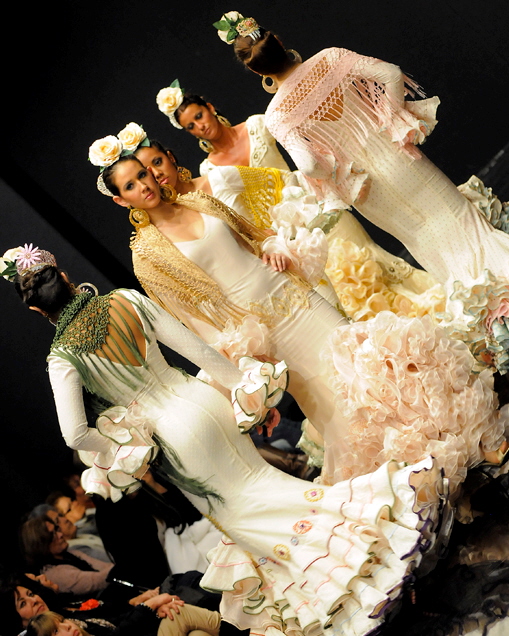 asmoda.Models.Custom.FotosVista