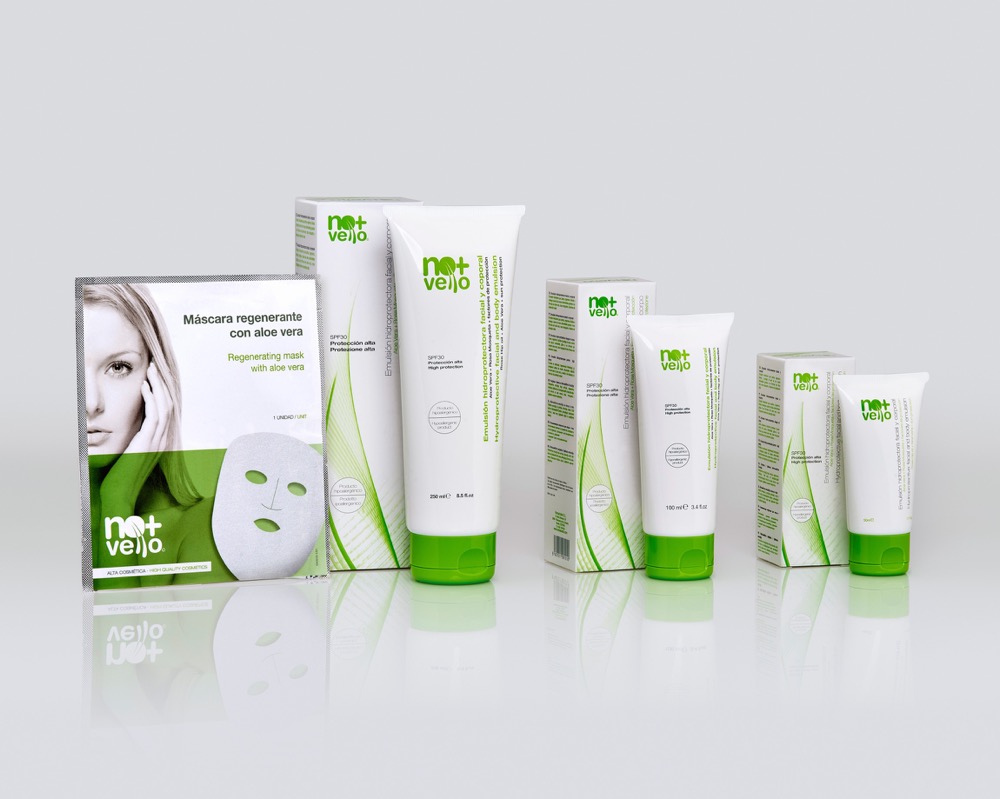 Complementos TU PIEL MÁS LUMINOSA CON ALOE VERA