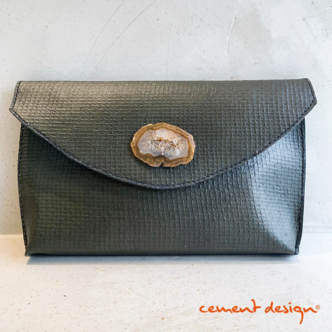 Complementos BOLSOS CON CEMENTO