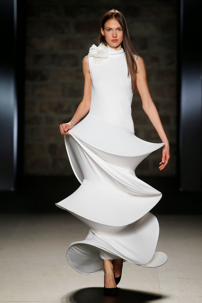 Desfile Pierre Cardin