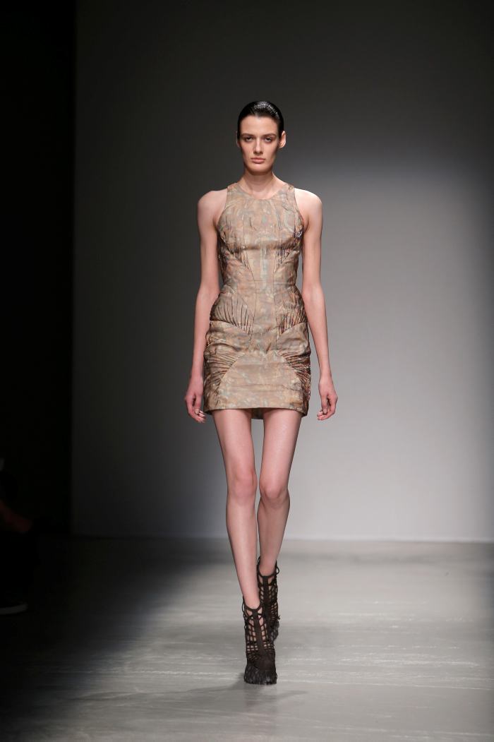 Modelo con anorexia