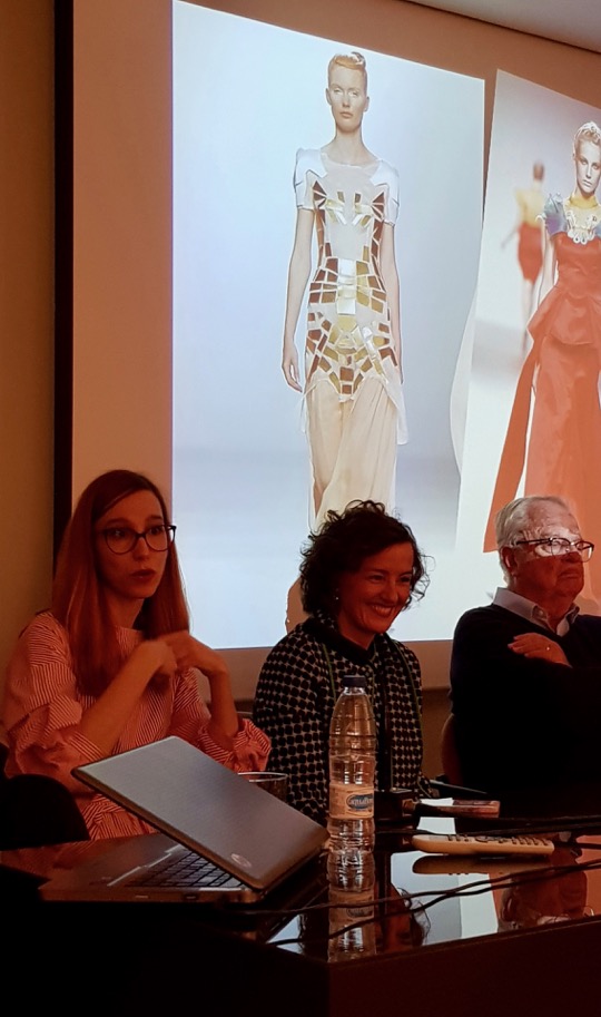 Leyre Valiente y Mariana Barturen