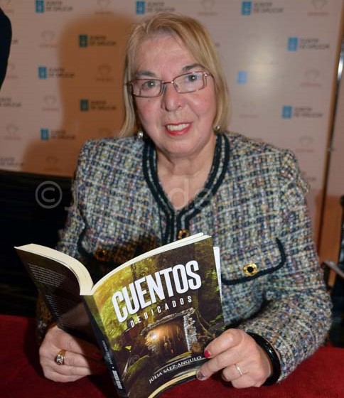 Nº 132 - "CUENTOS DEDICADOS", NUEVO LIBRO DE JULIA SÁEZ-ANGULO