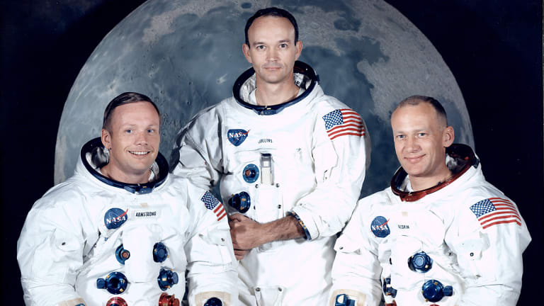Los tres astronautas
