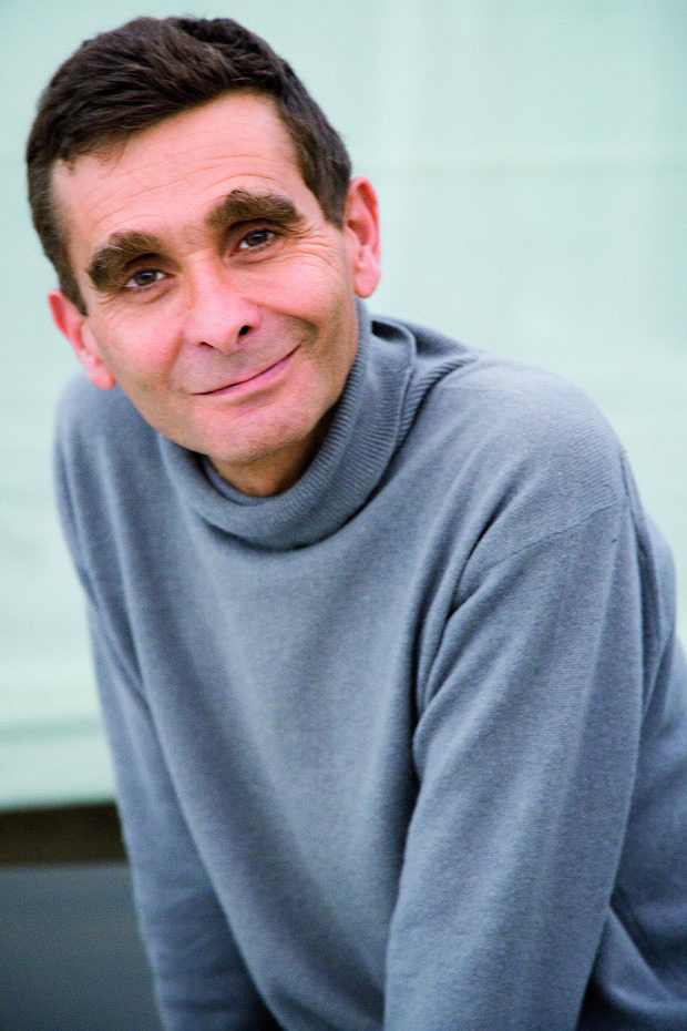Nº 150 - ADOLFO DOMINGUEZ VUELVE A DESFILAR