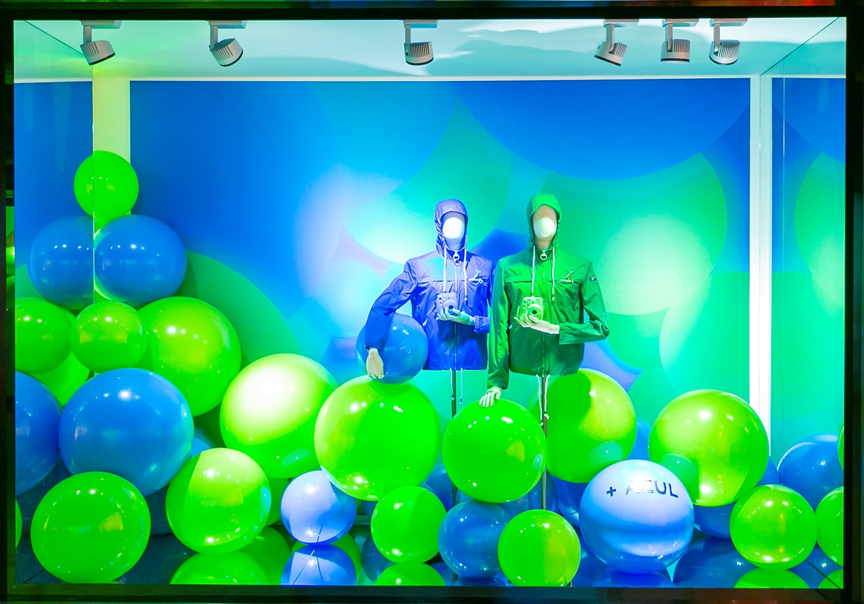 Escaparate en azul