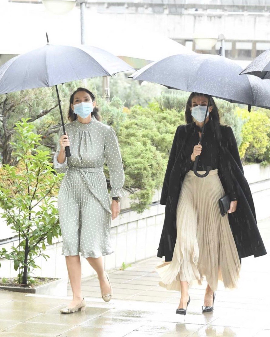 Nº 162 - MODA Y PREMIOS BAJO LA LLUVIA