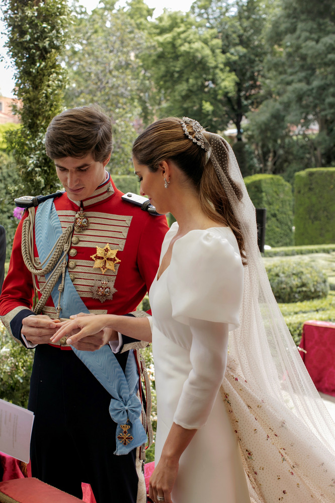 Nº 169 - ROMÁNTICA BODA EN LOS JARDINES DE LIRIA