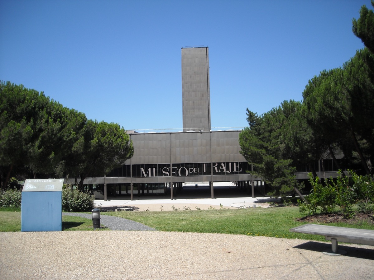 Nº 172 - EL MUSEO DEL TRAJE REABRE SUS PUERTAS