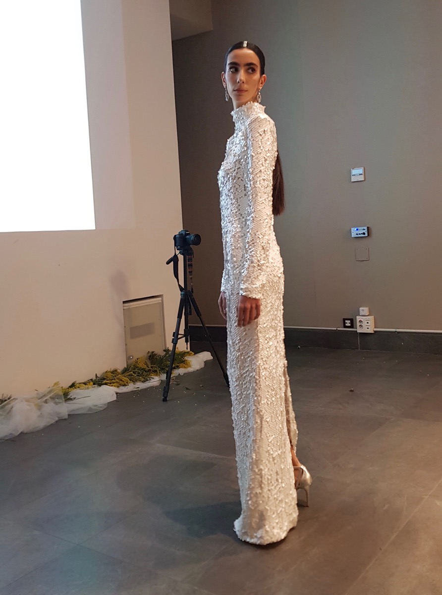 asmoda.Models.Custom.FotosVista