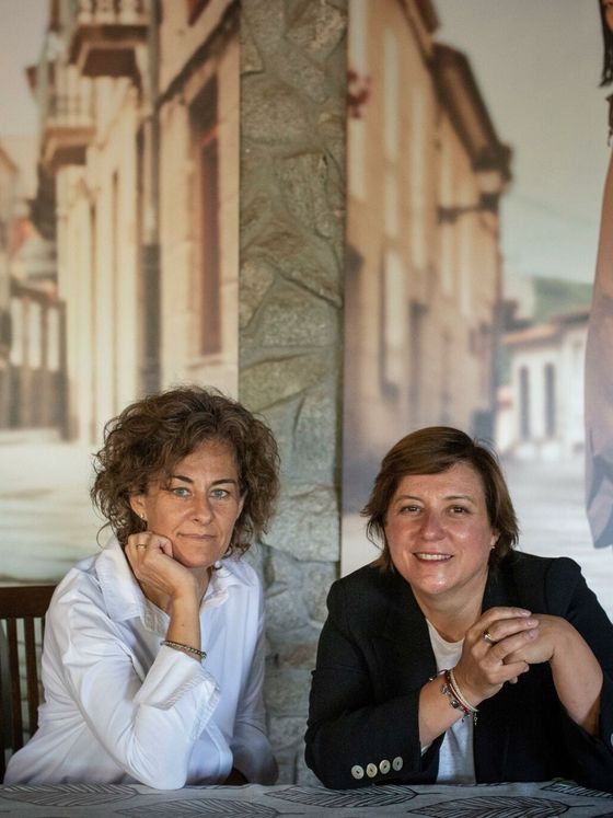 Cristina Mariño y Dora Casal