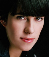 Nº 85 - AMAYA ARZUAGA, PREMIO NACIONAL DE DISEÑO DE MODA