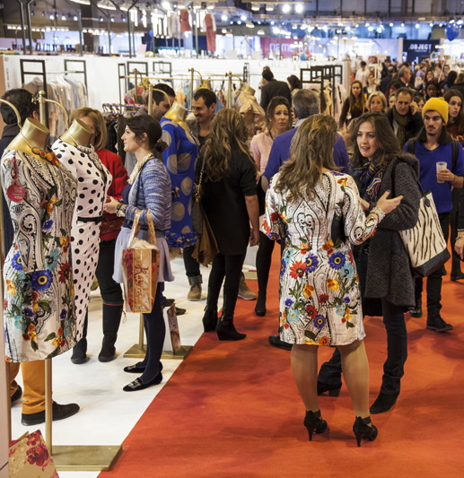 asmoda.Models.Custom.FotosVista