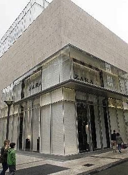 Nº 92 - ZARA INAUGURA SU EDIFICIO MÁS "SOSTENIBLE"